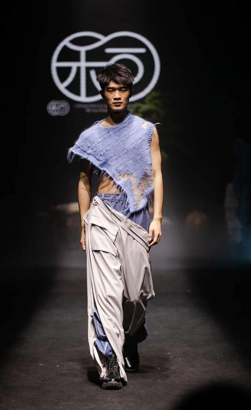 北服时装周 和合 2021届服饰传承与创新毕业设计展演